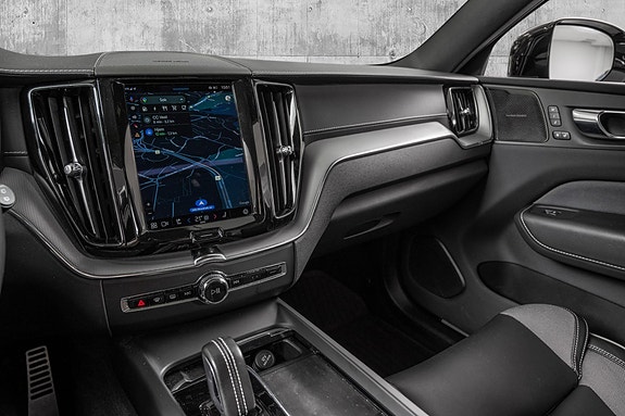 Volvo XC60 9 of 30