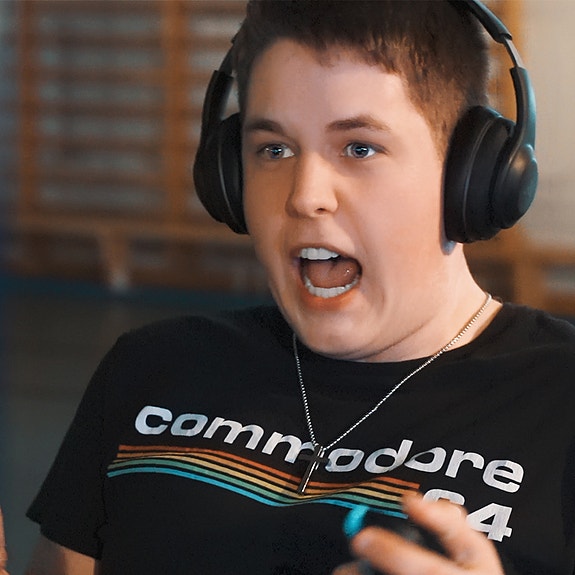 Elevers faglige engasjement ligger noen ganger litt begravd, men når IM-elevene arrangerer LAN-party trenger ingen spade.