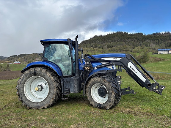 New Holland T7.270 AutoCommand 4 of 16