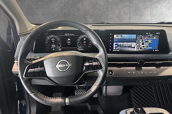 Nissan Ariya 8 of 16