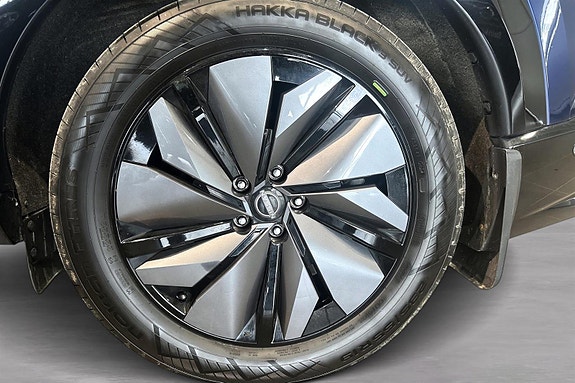 Nissan Ariya 14 of 16