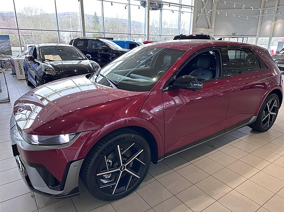 Hyundai Ioniq 5 3 of 13