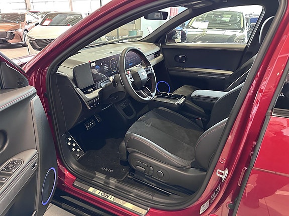 Hyundai Ioniq 5 9 of 13