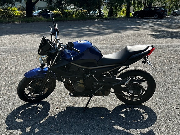 Yamaha XJ6N 6 of 8