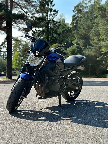 Yamaha XJ6N 4 of 8