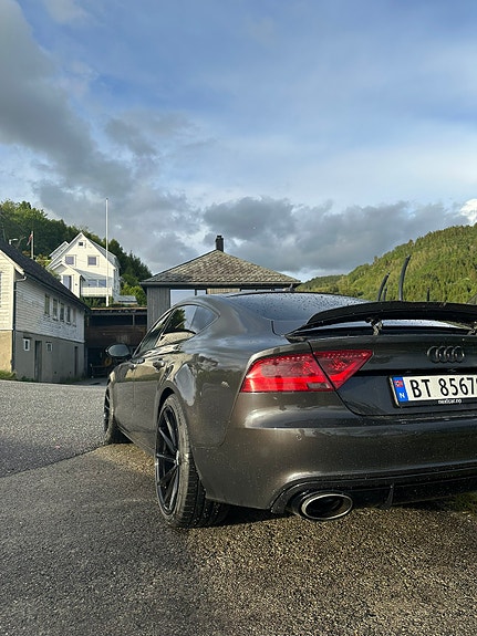Audi A7 3 of 5