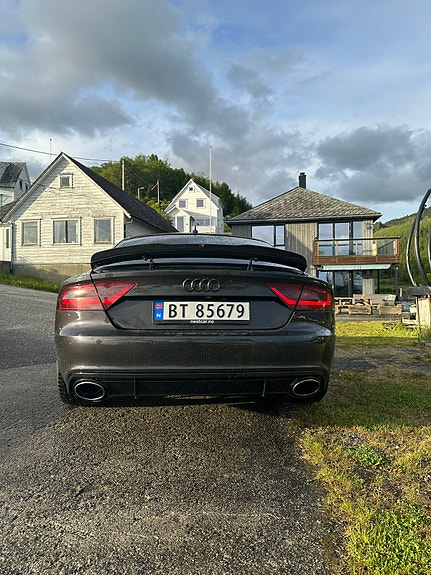 Audi A7 4 of 5