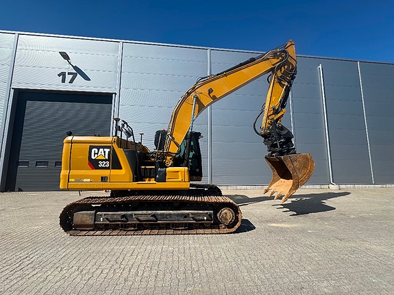Cat 323