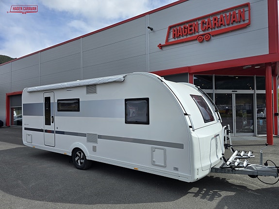 Adria Adora 613 PK // AC & Sykkelstativ