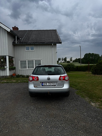 Volkswagen Passat 4 of 5