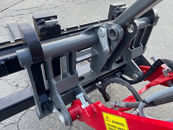 Weidemann 1260LP 14 of 17