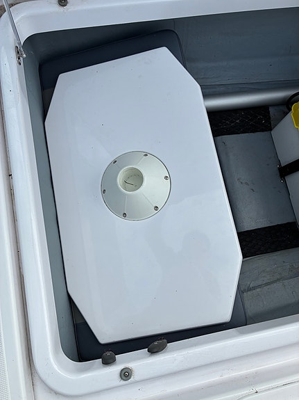 Axopar 22 Spyder - Yamaha V-Max 175 HK. Kun 215 Timer.Bimini, toalett, trykkvann 19 of 29
