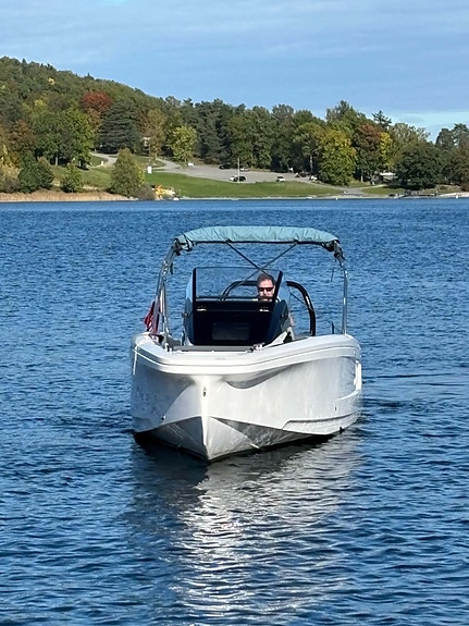 Axopar 22 Spyder - Yamaha V-Max 175 HK. Kun 215 Timer.Bimini, toalett, trykkvann 3 of 29