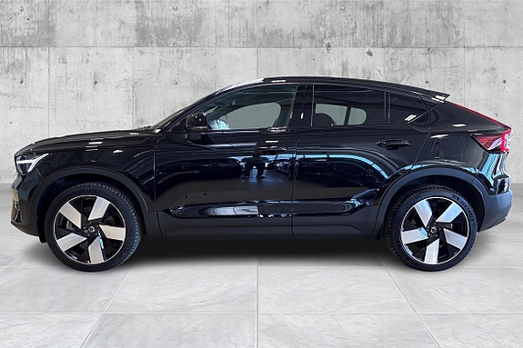 Volvo C40 2 of 5
