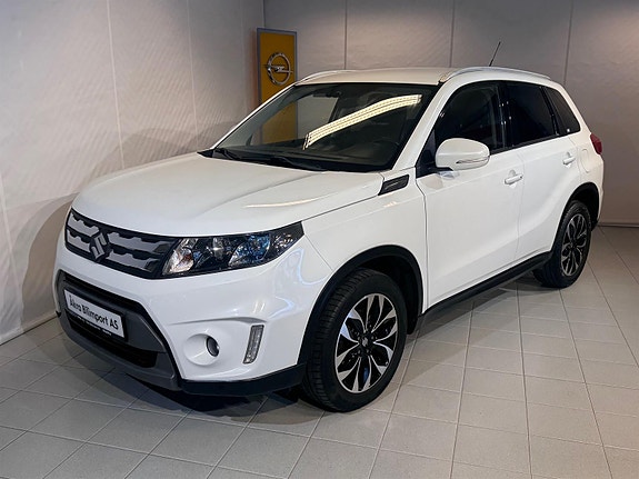 Suzuki Vitara 3 of 30