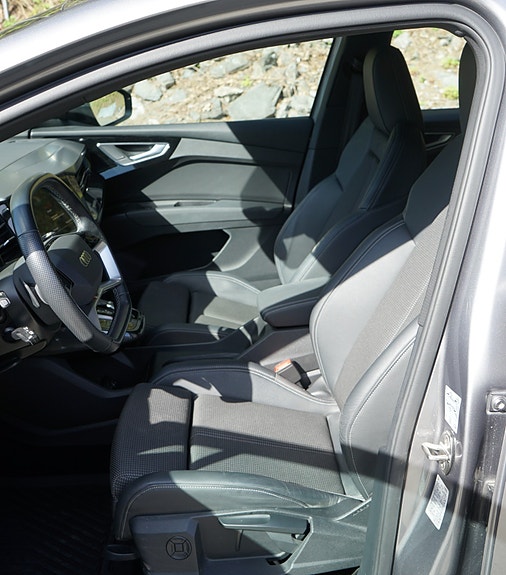 Audi Q4 e-tron 17 of 30