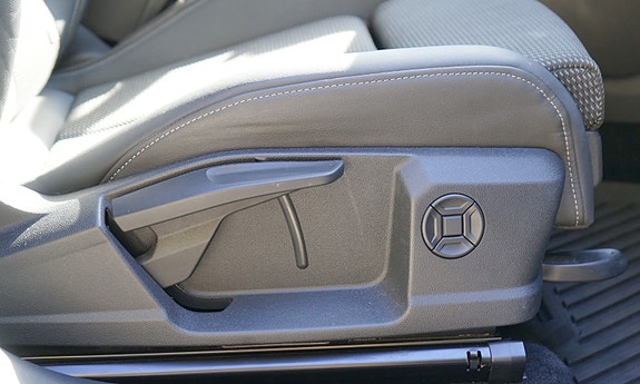 Audi Q4 e-tron 30 of 30