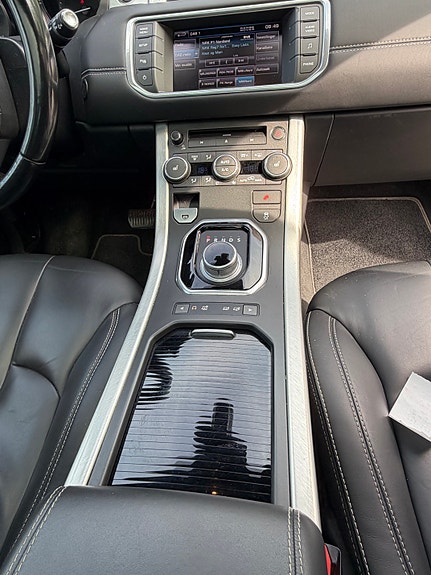 Land Rover Range Rover 14 of 30