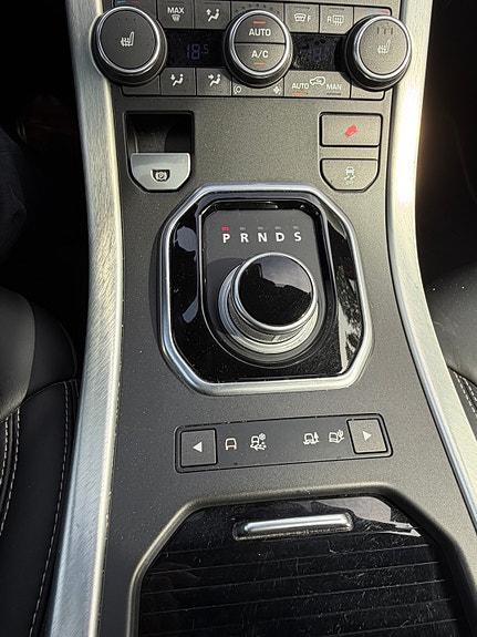 Land Rover Range Rover 20 of 30