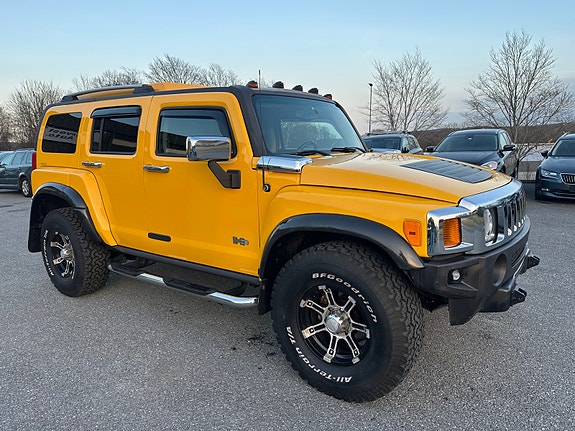 Hummer H3
