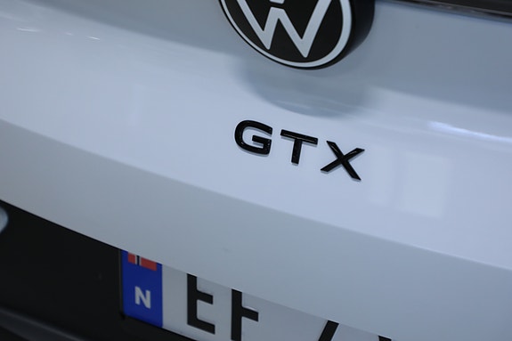 Volkswagen ID.4 GTX 10 of 30