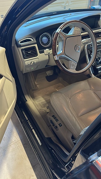 Volvo S80 7 of 13