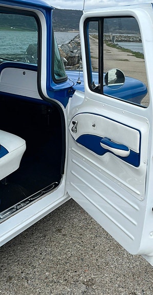 Chevrolet C10 24 of 30