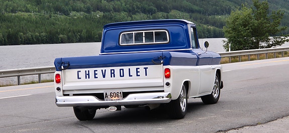 Chevrolet C10 10 of 30