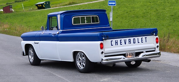 Chevrolet C10 11 of 30