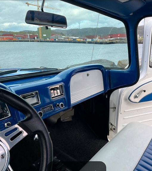 Chevrolet C10 25 of 30