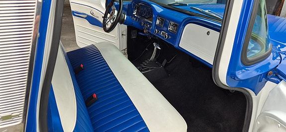 Chevrolet C10 15 of 30