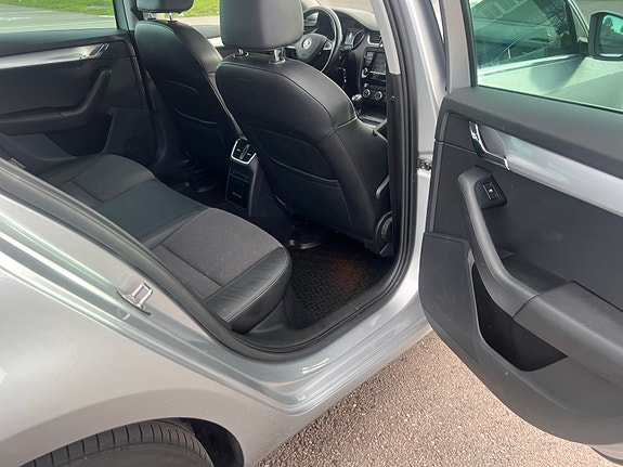Skoda Octavia 5 of 5