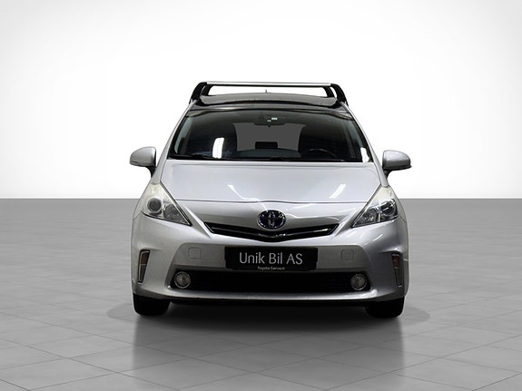 Toyota Prius+ Seven 4 of 5