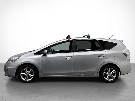 Toyota Prius+ Seven 3 of 5