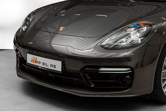 Porsche Panamera 7 of 30