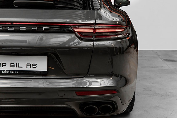 Porsche Panamera 10 of 30