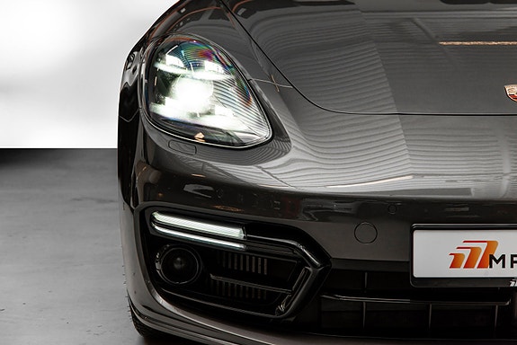 Porsche Panamera 6 of 30