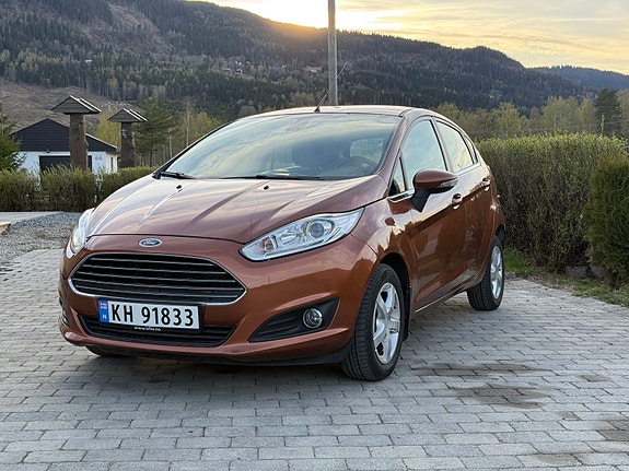 Ford Fiesta 3 of 27