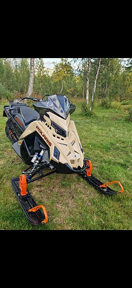 Polaris 850 Switchback Assault 4 of 5