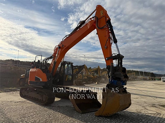 Doosan DX235LCR 2 of 5