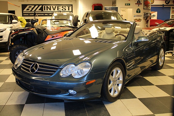Mercedes-Benz SL500 2 of 5