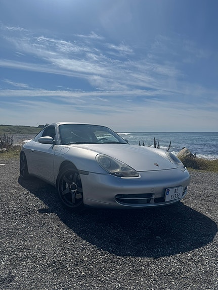 Porsche 911 2 of 20