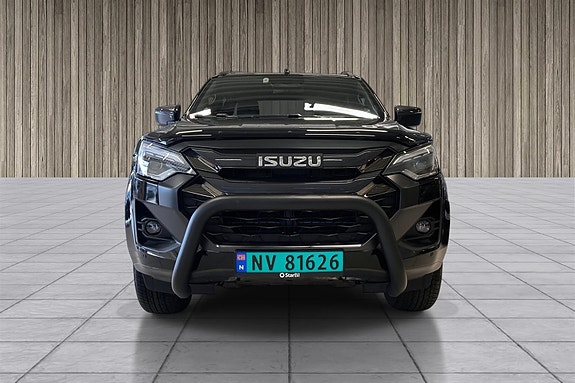 Isuzu D-max 2 of 5