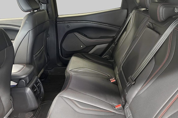 Ford Mustang Mach-E 17 hos Sommerseth