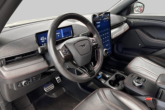 Ford Mustang Mach-E 13 hos Sommerseth