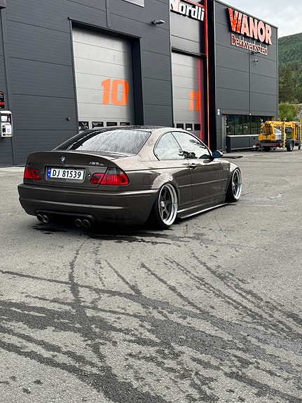 BMW M3 6 of 12