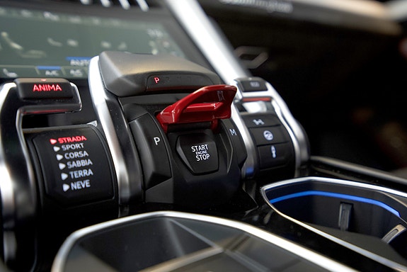 Lamborghini Urus 19 of 30