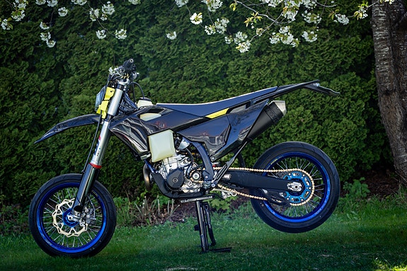 Husqvarna FE 501 2 of 5
