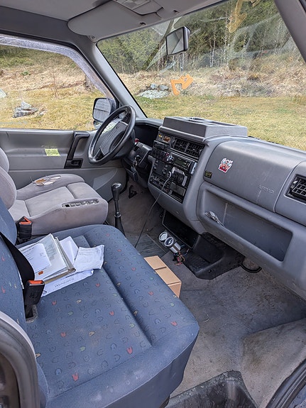 Volkswagen Caravelle 5 of 5