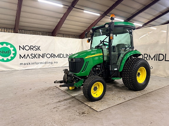 John Deere 4720